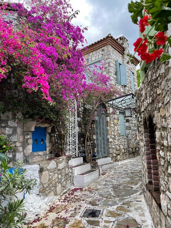 Kaleiçi sokakları - Image 1