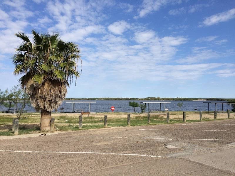 Lake Casa Blanca International State Park - Image 1