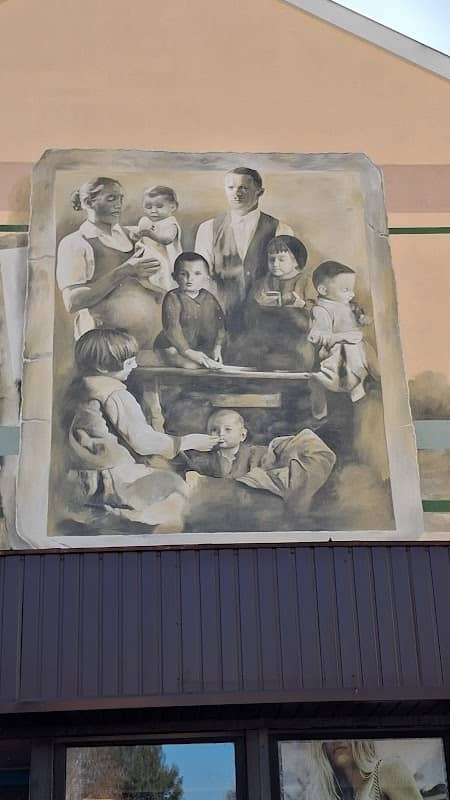 Mural błogosławionej Rodziny Ulmów - Image 3