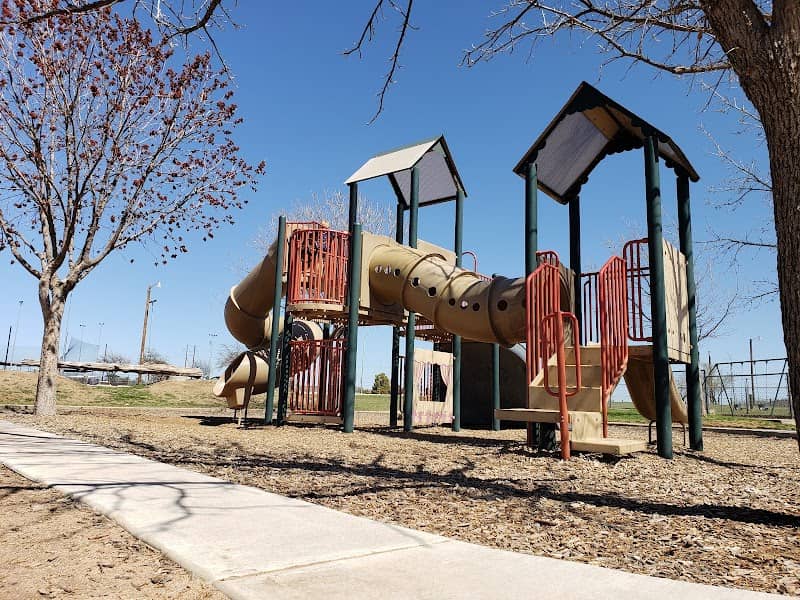 Lake Kirby Park and Nature Play Area - Image 1