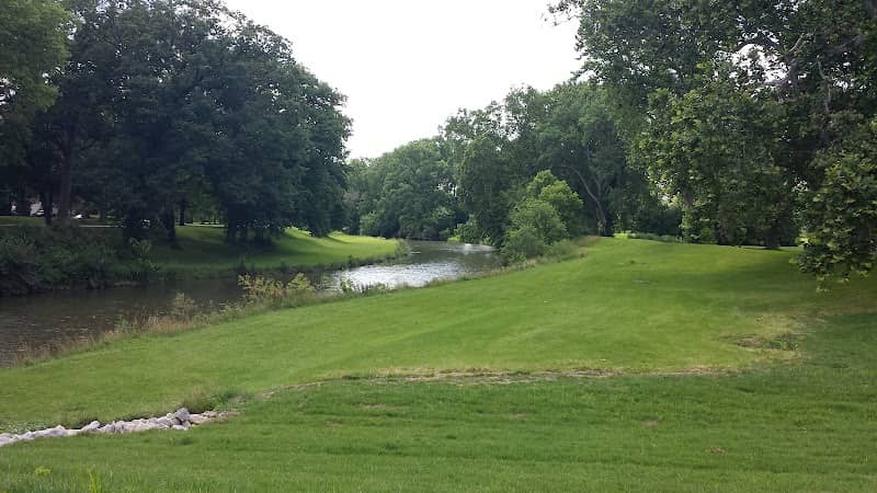 Snyder Park Clubhouse - Image 1