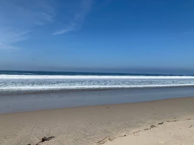 Pantai Zuma - Image 1