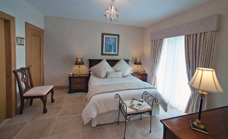 Crowfield Country House - Image 1