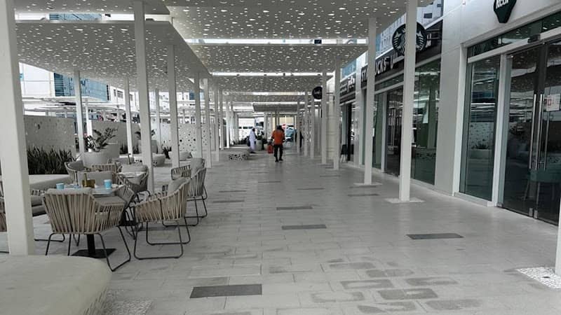 The walkway (conditioned outdoor) - Image 2