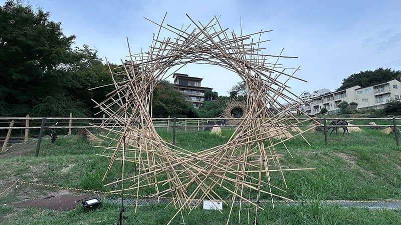 芝生の斜面広場(おごと温泉観光公園) - Image 1