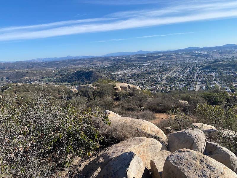 Twin Peaks Trailhead - Image 1