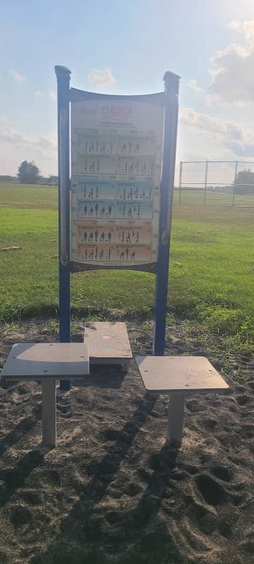 Calisthenics park - Image 2