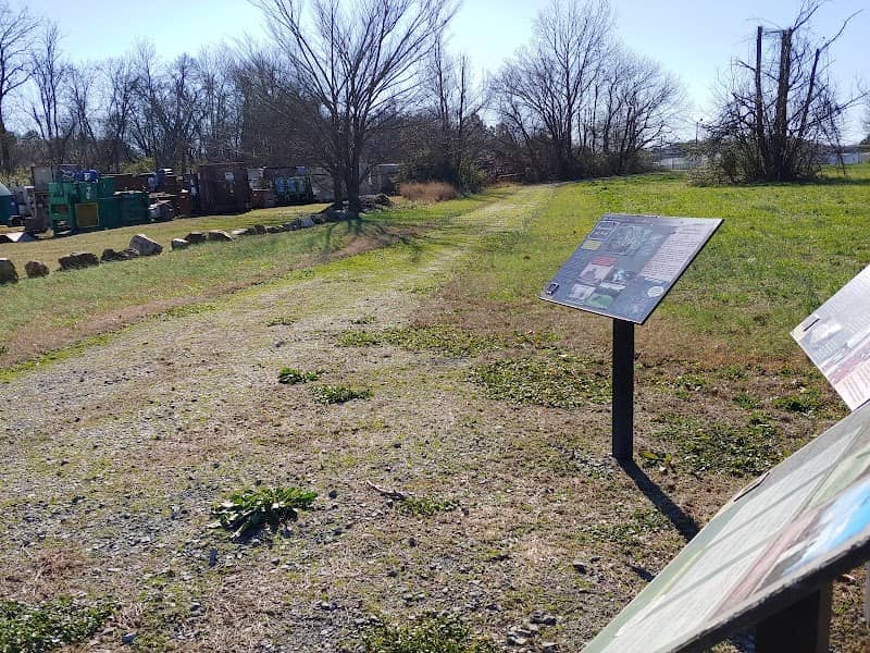 Leake Mounds Interpretive Trail - Image 1