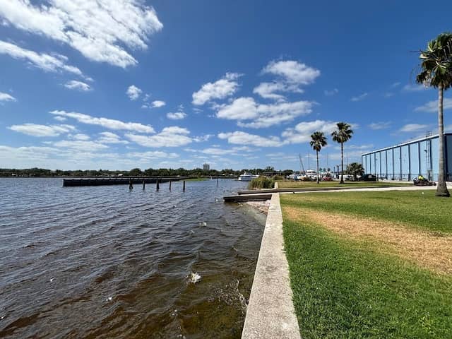 Sanford Marina Breakwater - Image 2