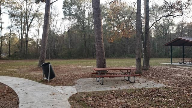 Railey Roshto Park - Image 1