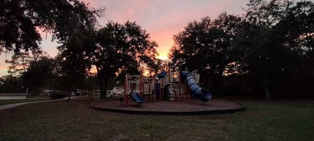 Harriett's Bluff Community Park - Image 1