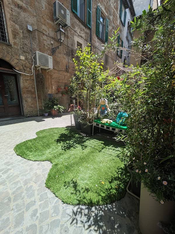 Vicolo - Image 1