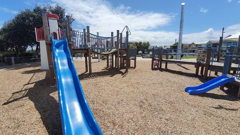 Victory Park Playground - Image 1