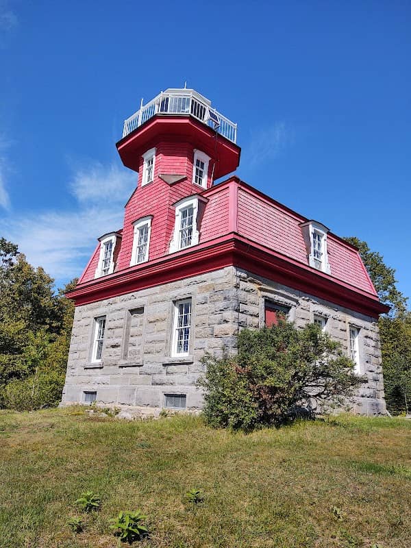 Bluff Point Light - Image 1