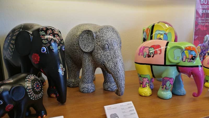 Elephant Parade House - Image 2