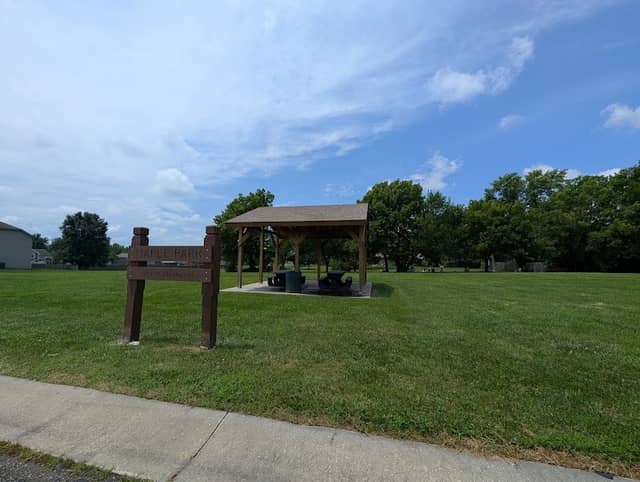 Maple Park - Image 1