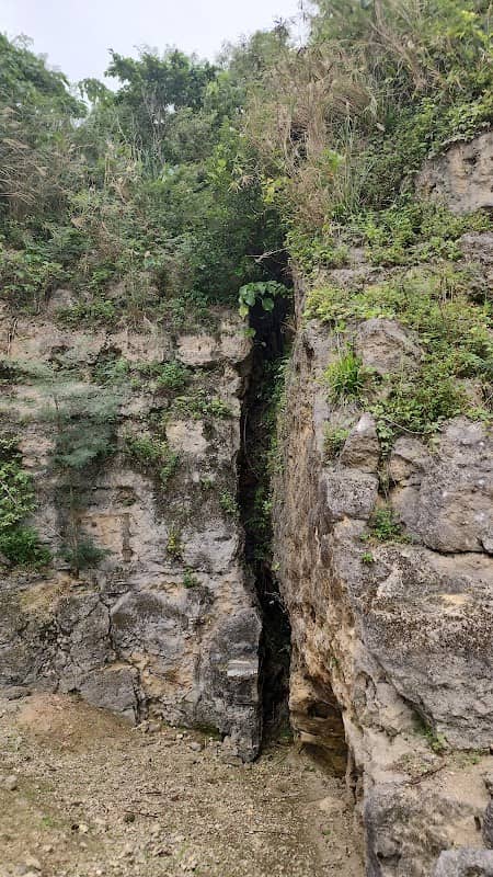 Minatogawa Fissure - Image 1