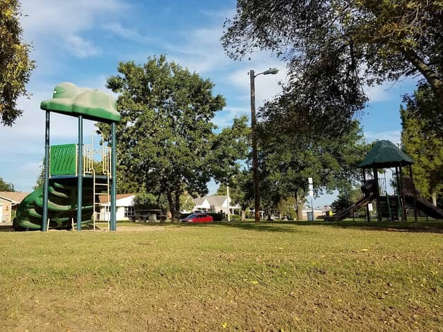 Jefferson Circle Neighborhood - Image 1