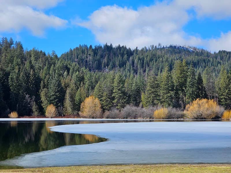 Fireside Park - Spirit Lake Picnic Area - Image 2