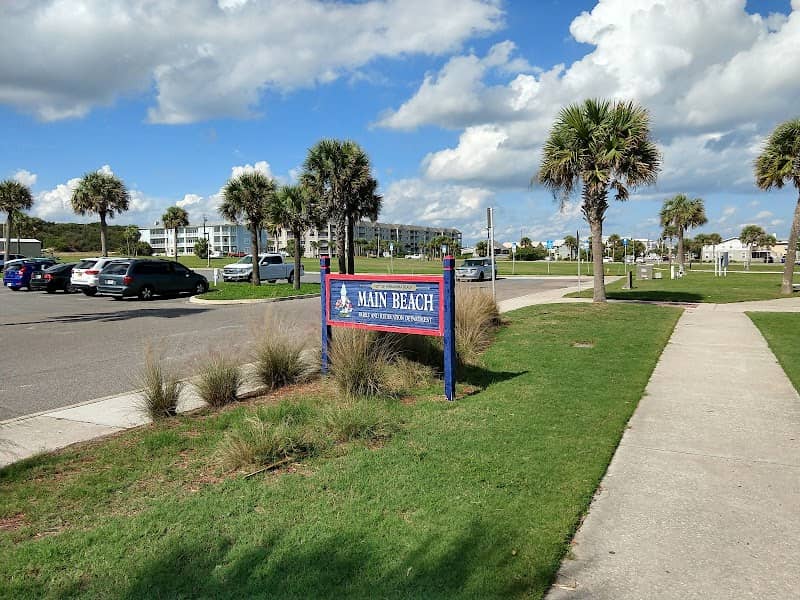 Main Beach Park - Image 1