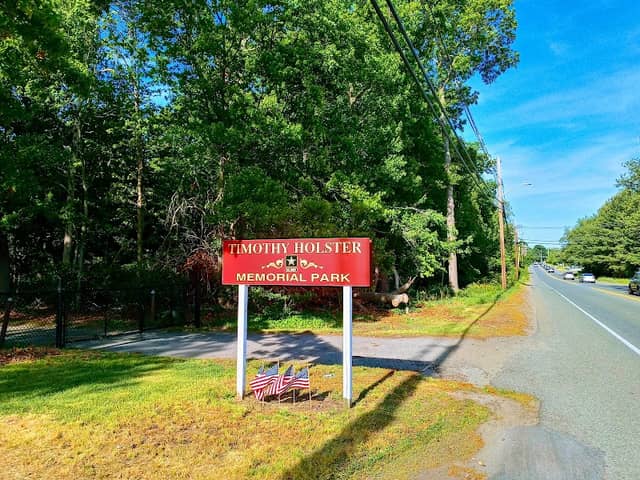 Timothy Holster Memorial Park - Image 2