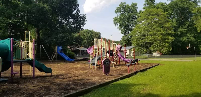 Meekins Park - Image 2