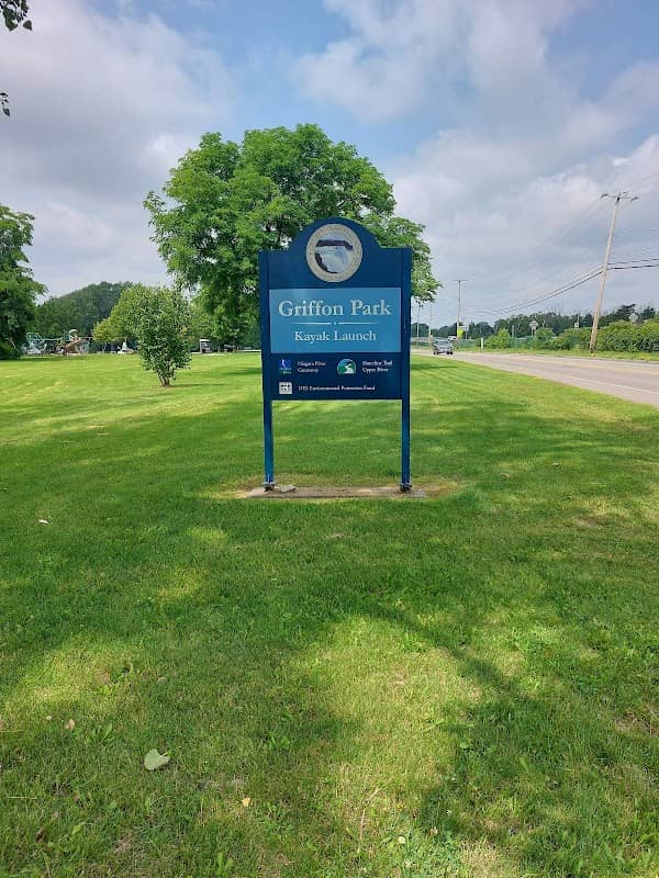 Griffon Park - Image 2
