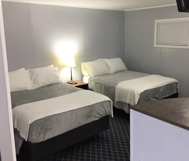 Carlton Resort - Image 1