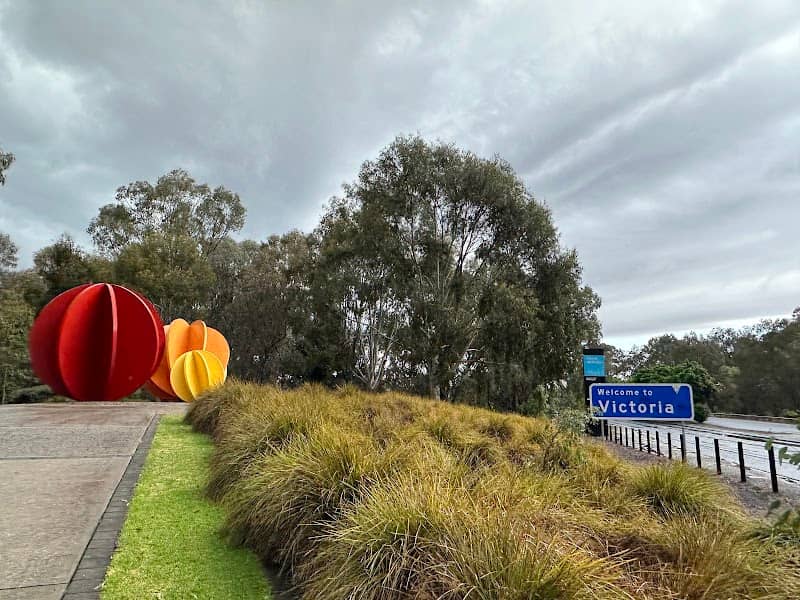 Welcome to Victoria Sign - Image 1