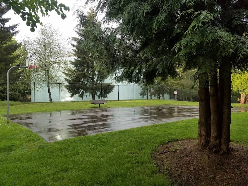Bloomberg Hill Park - Image 1