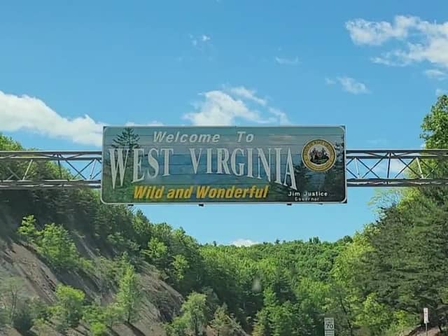 Welcome to West Virginia Sign - Image 3