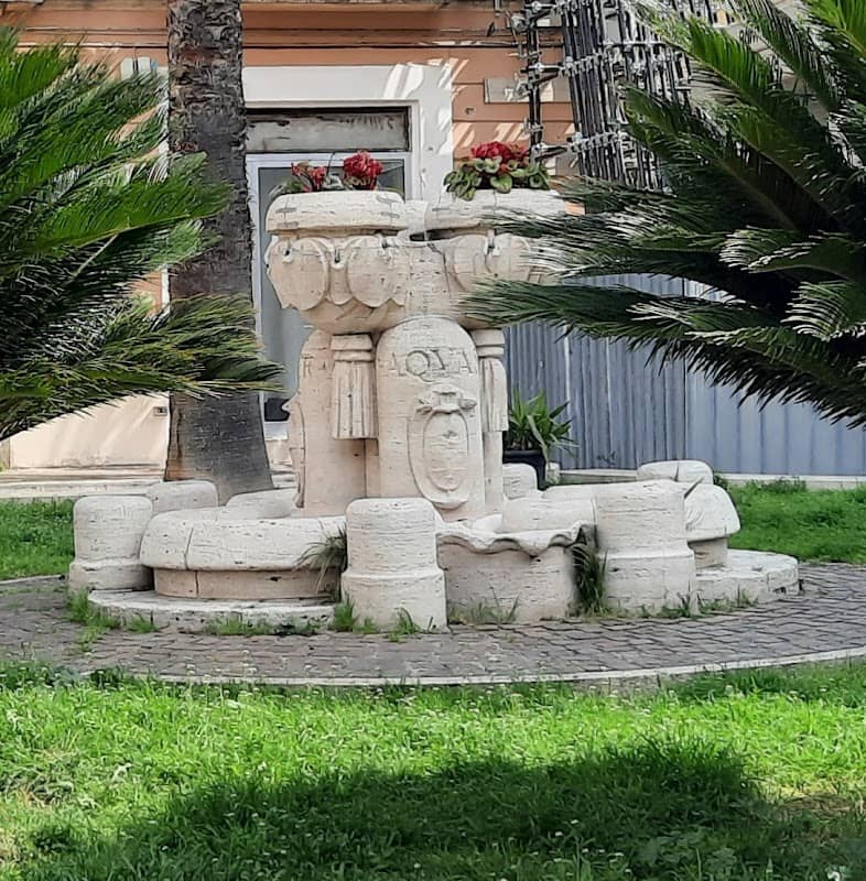 Fontana delle "Tre Fiammelle" - Image 1