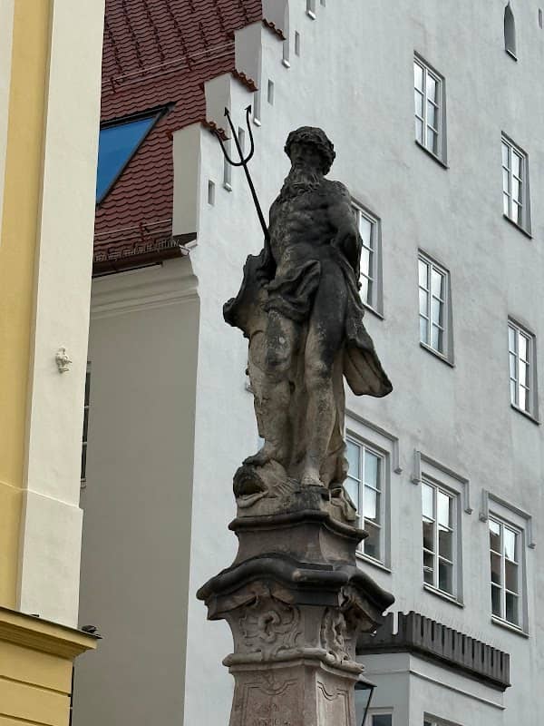 Neptunbrunnen - Image 2