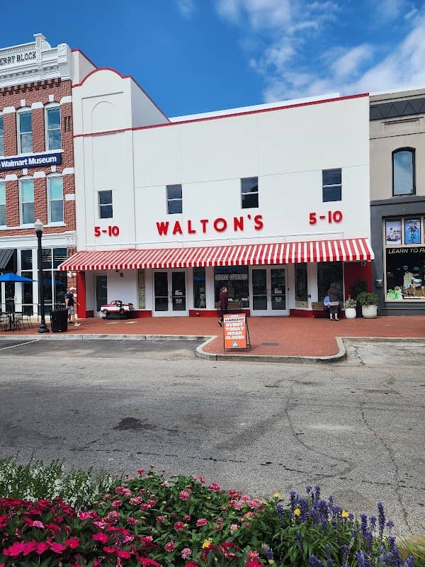 The Walmart Museum - Image 1