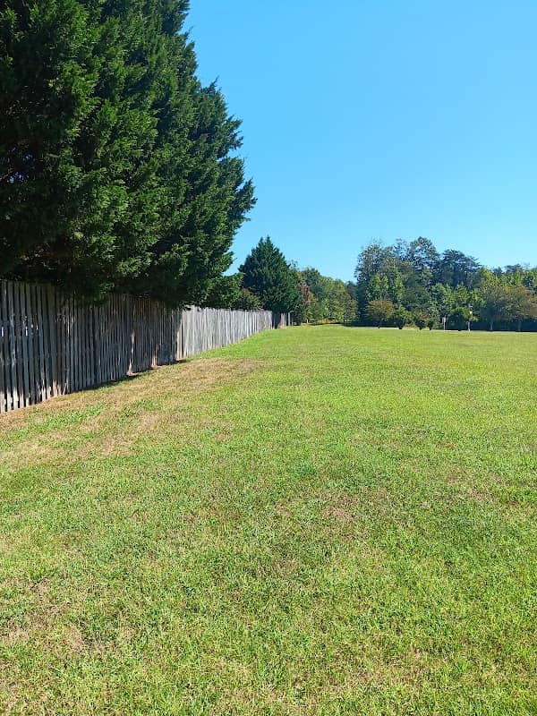 Autumn Ridge Park - Image 2