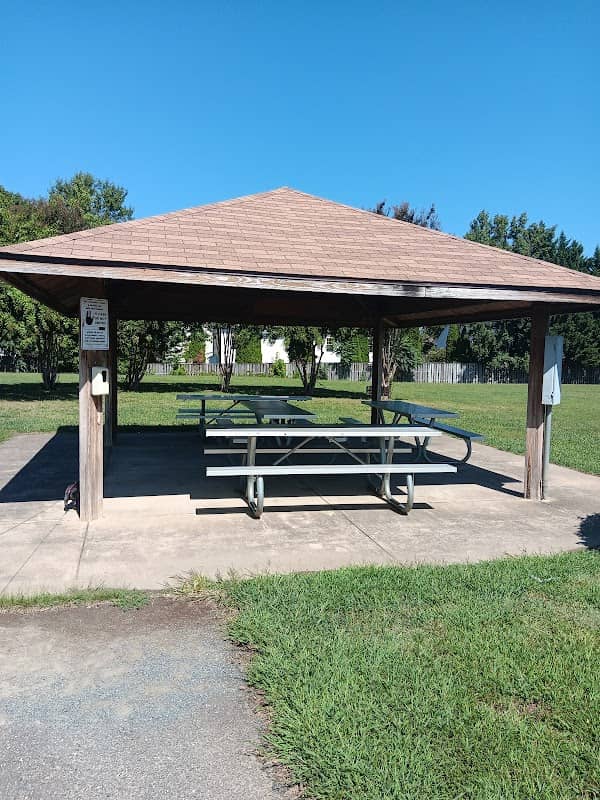 Autumn Ridge Park - Image 3