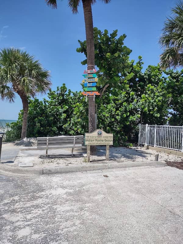 15th Ave Beach Access - Image 1