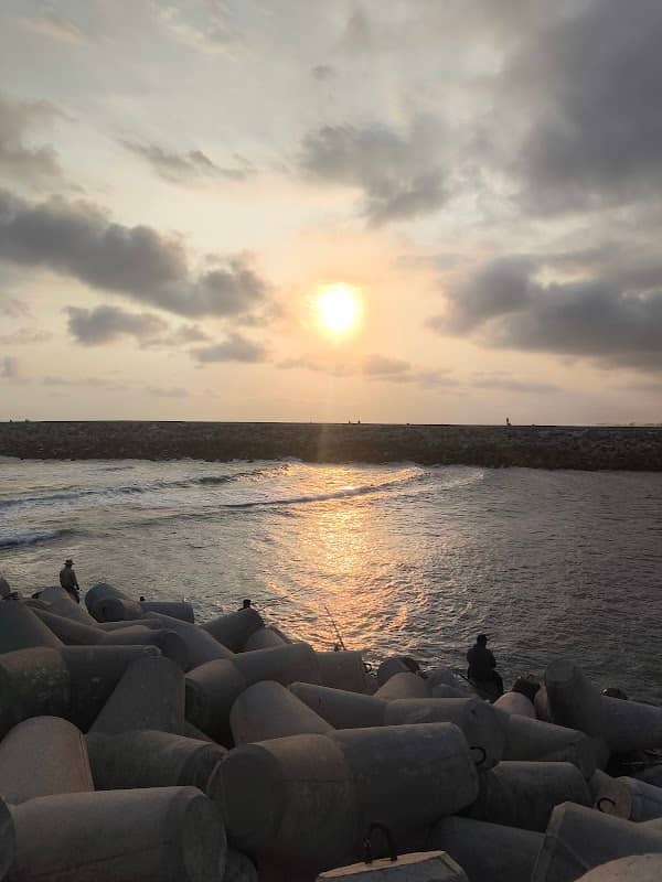 Spot Sunset Congot - Image 1