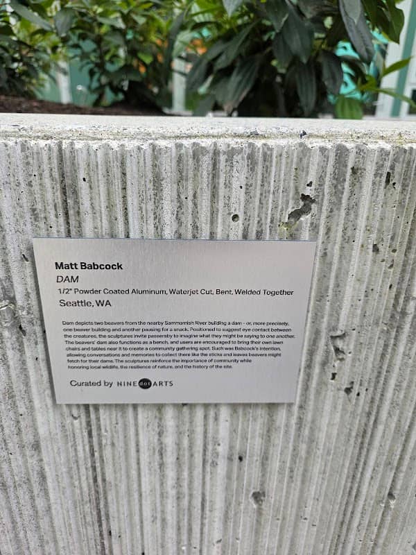 "DAM" art object - Image 3