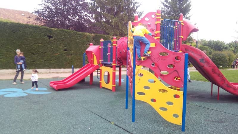 Caselli Area Park - Image 2