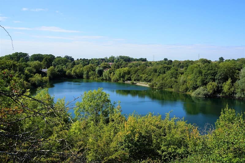 Parking for Newbold Quarry Nature Reserve - Image 2