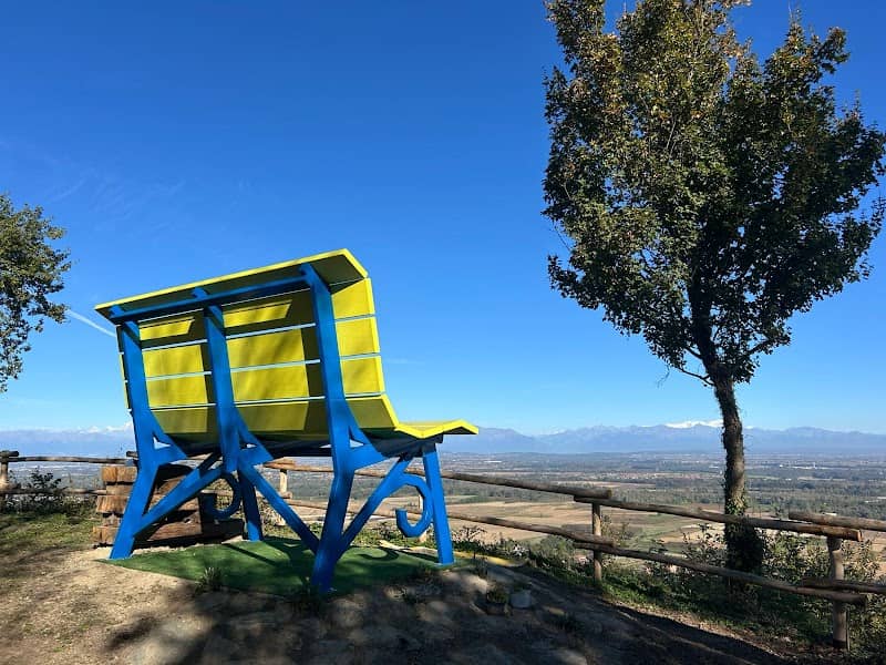 Big Bench #446 - Cavagnolo - Image 1