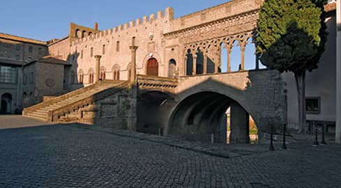 Palazzo dei Papi di Viterbo - Image 1