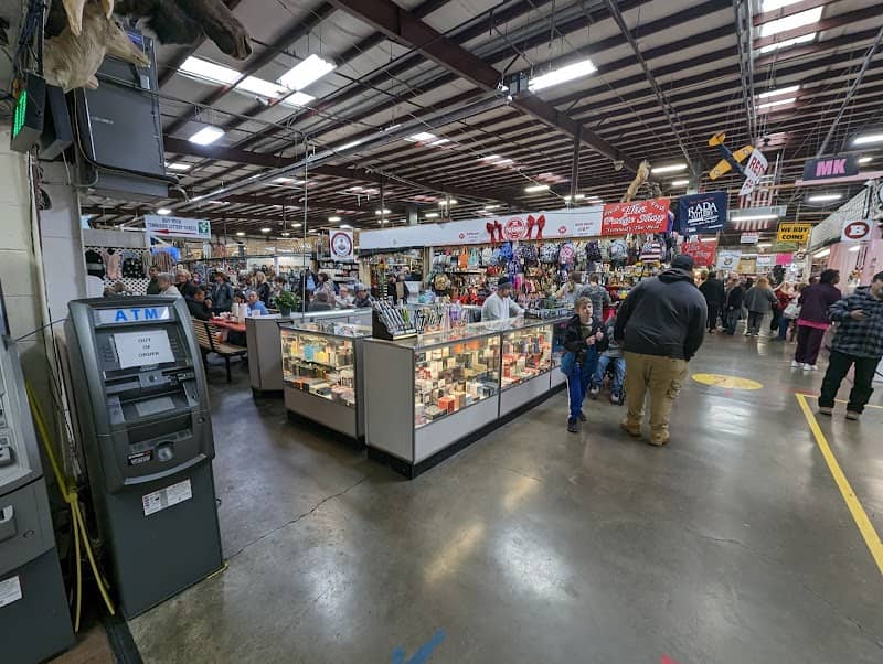 Great Smokies Flea Market - Image 2