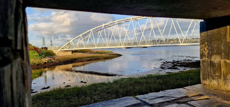 Quay Trail lookout - Image 2