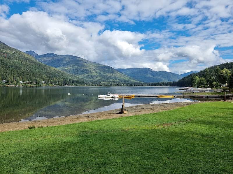 Lakeside Park - Image 1