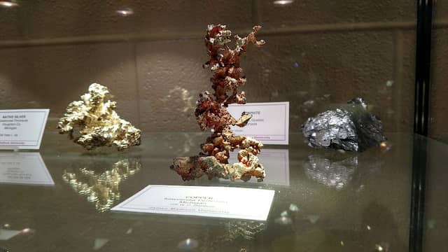 James Madison University Mineral Museum - Image 1
