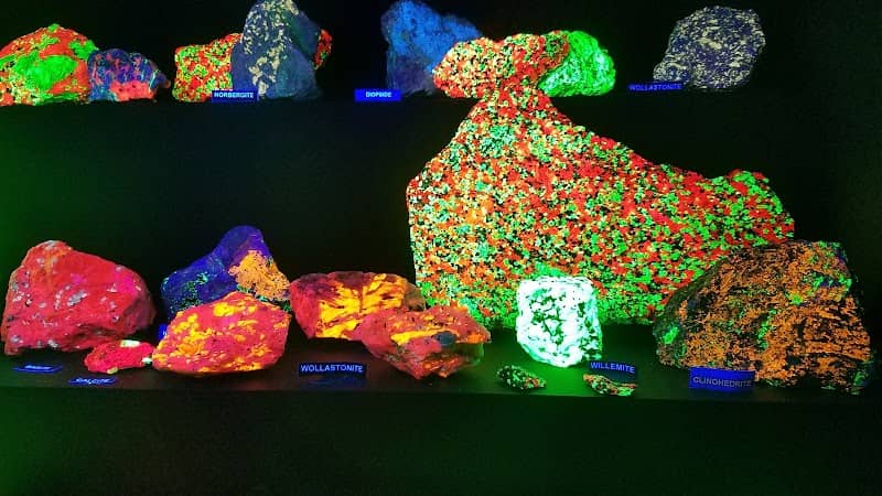 James Madison University Mineral Museum - Image 2