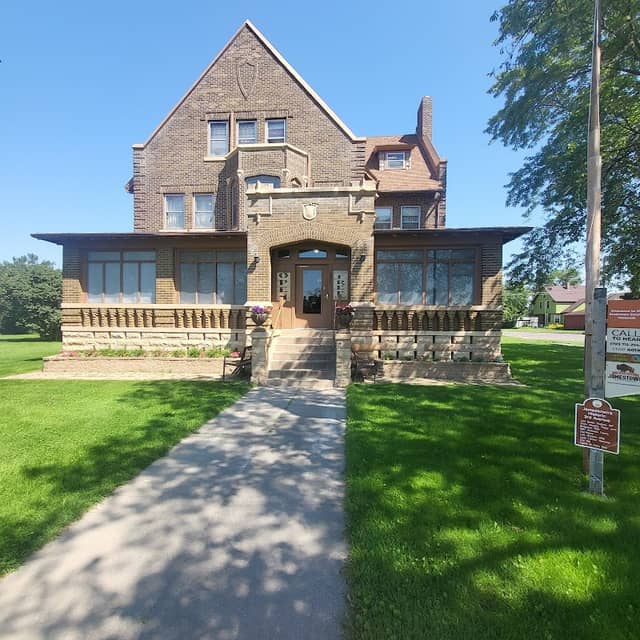 Stutsman County Memorial Museum - Image 1