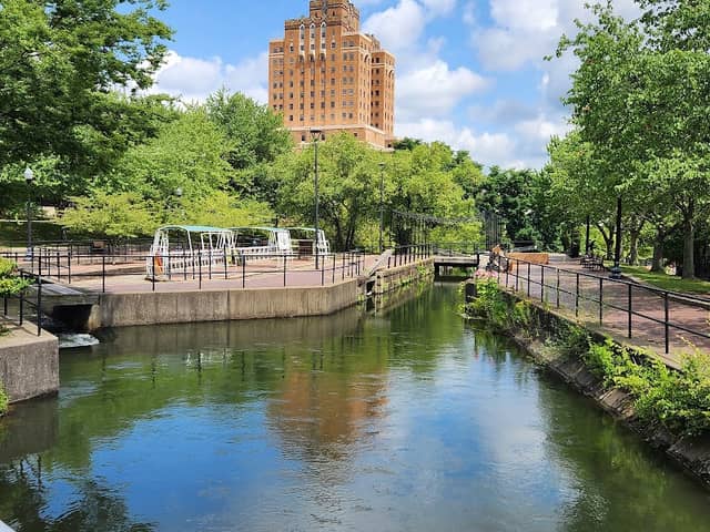 Lock 2 Park - Image 2